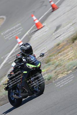 media/Nov-12-2023-Classic Track Days (Sun) [[11f17acb81]]/Group 3/session 2 turn 9/